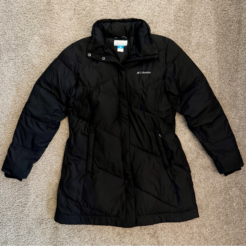 Columbia Women's Classic Black Puffer Coat w Detachable Fur Hood - EUC